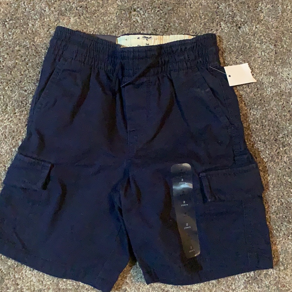 NWT toddler boy Gap cargo short 2T